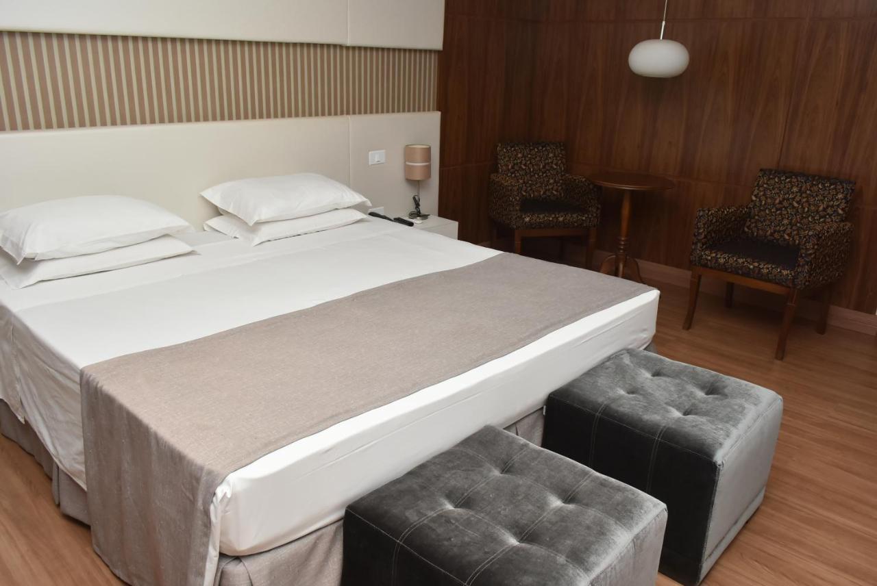Vilhar Hotel *